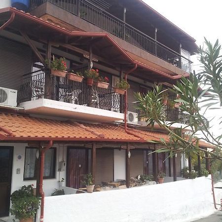 Vassilis Guesthouse Rapsáni Exterior foto