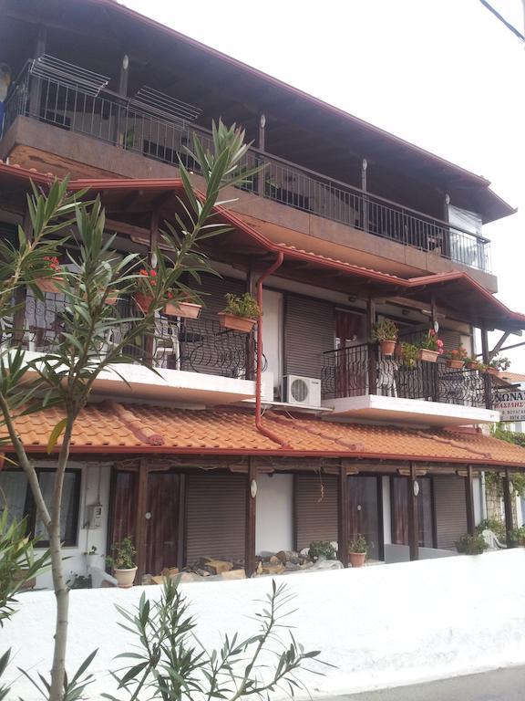 Vassilis Guesthouse Rapsáni Exterior foto